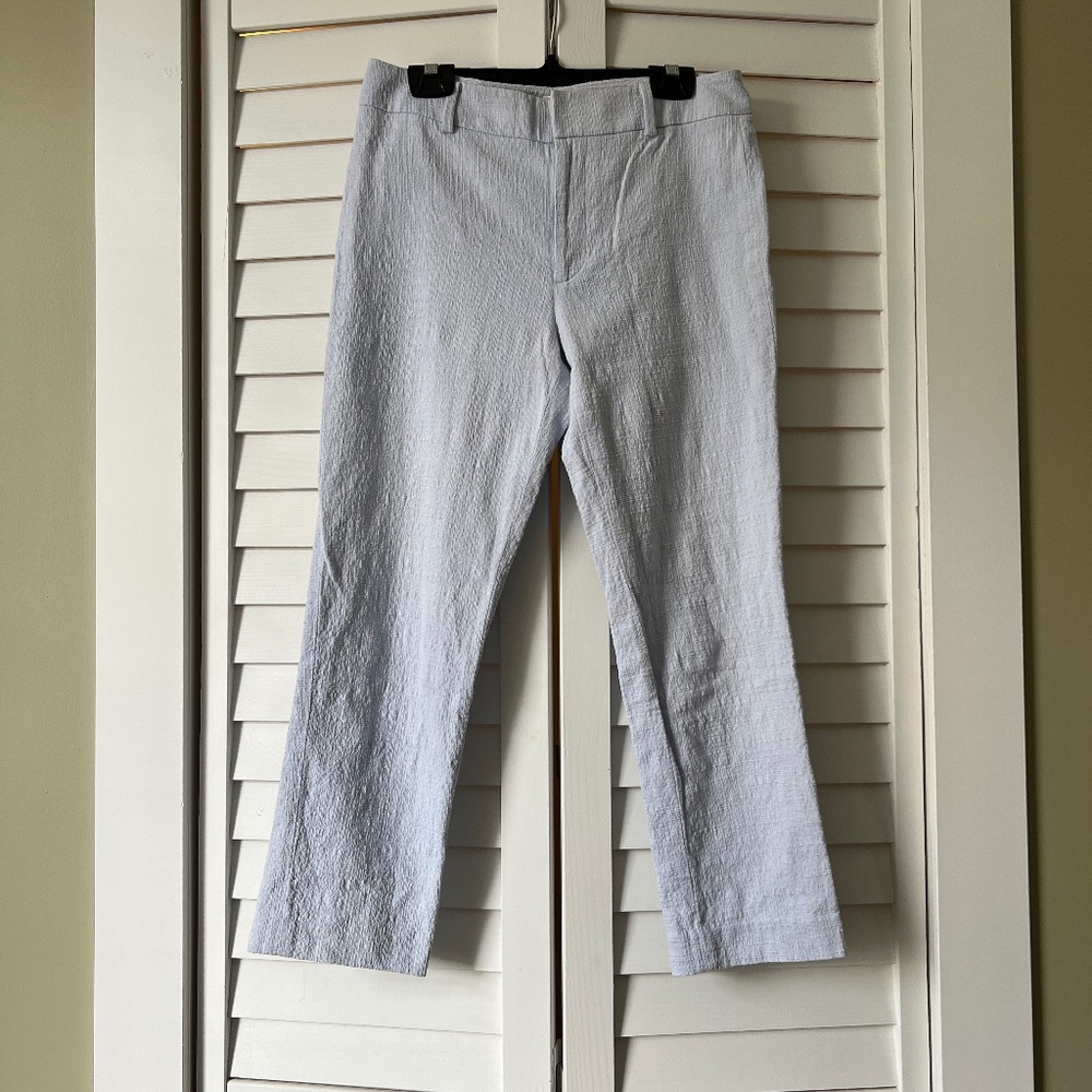 Club Monaco Baby Blue Capri Pants 99% Cotton